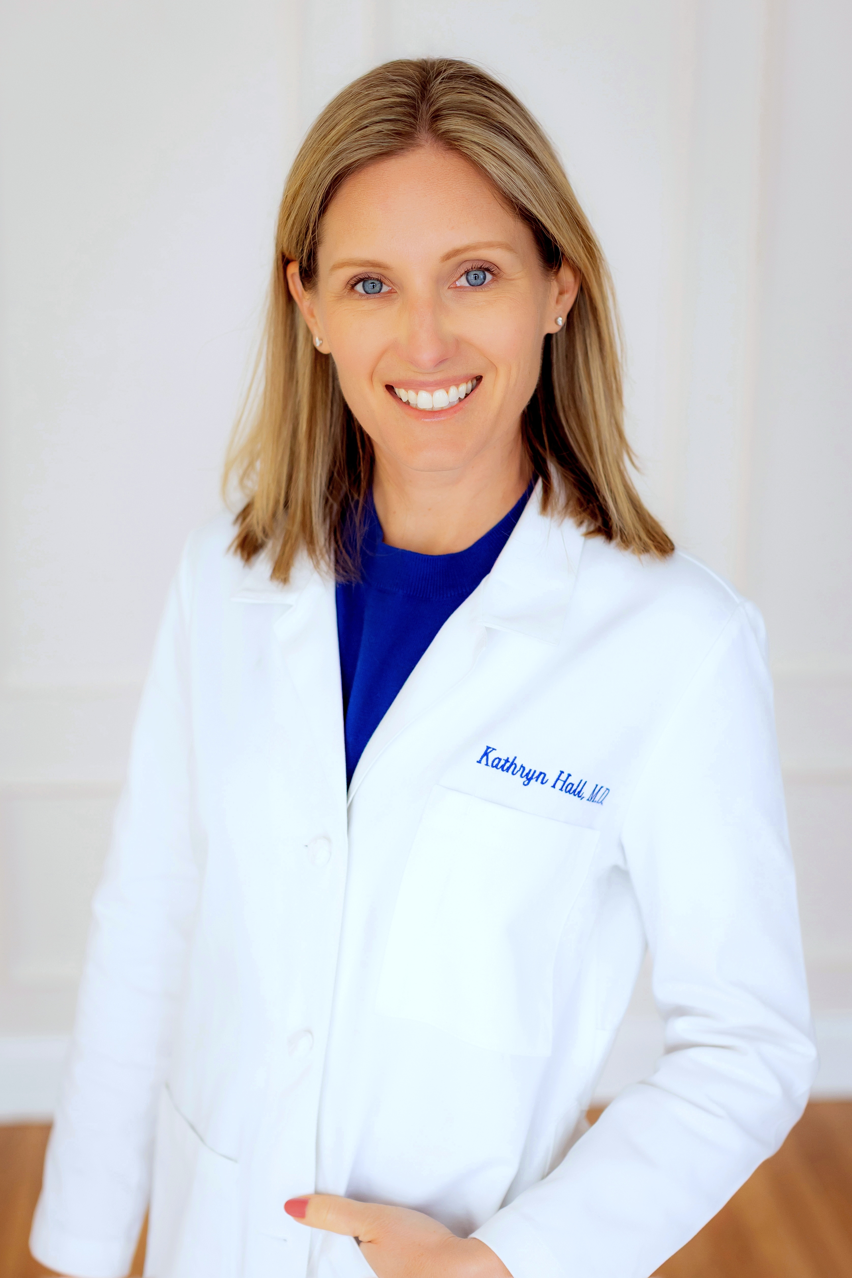 Dr. Kathryn Hall, MD, DipABLM